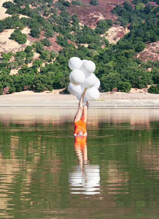 Wonderful Journey robe orange dress- Aurélia Faudot - photographe - zoom