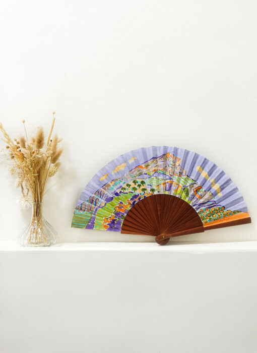 Éventail Collector violet - Collector fan purple - Clotilde Philipon - mise en situation